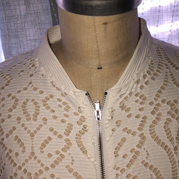 Lola and Sophie zip Jacket size XS - Picture 2 of 7